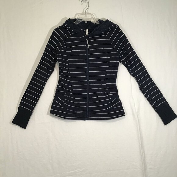 Lululemon Movement Jacket Size 8 - Picture 7 of 15